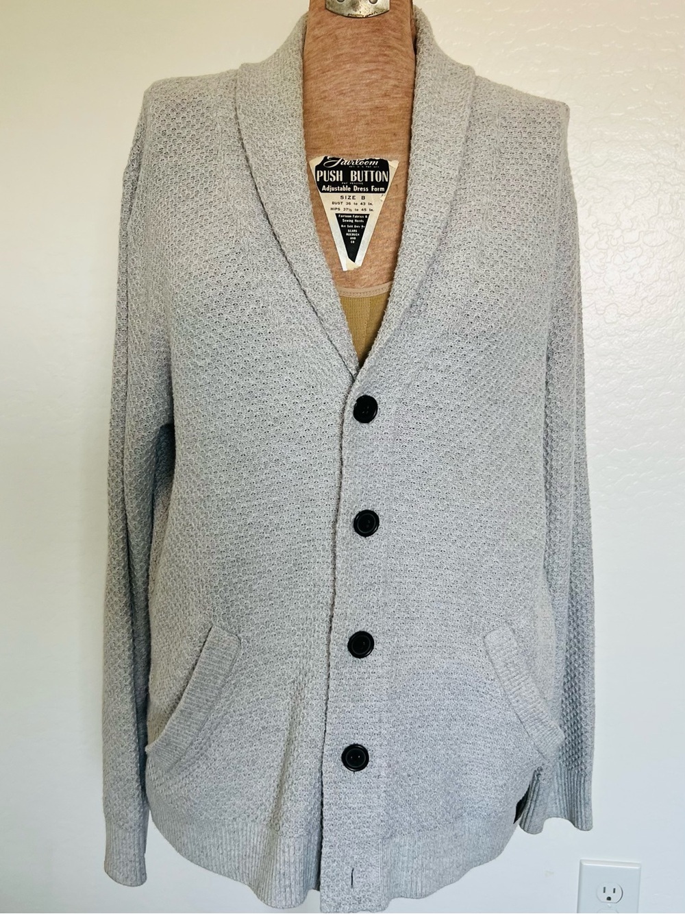 Hollister Gray Shawl Collar Cardigan Sweater Men’s Medium Cozy Textured Knit